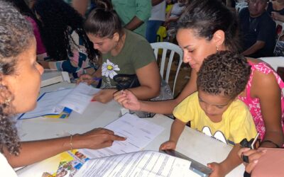 Prefeitura realiza entrega final de contratos para famílias da comunidade Homex nesta quarta-feira (21)