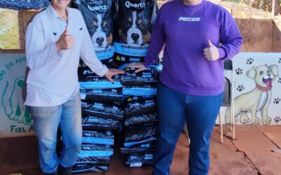 Prefeitura mantém cuidados com animais e doa toneladas de ração para OSCs