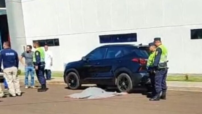 Advogado ligado a Pavão é executado na porta da escola dos filhos