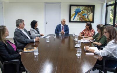 Presidente do TCE-MS recebe desembargadora Jaceguara e reforça apoio à Caminhada “Todos por Elas”