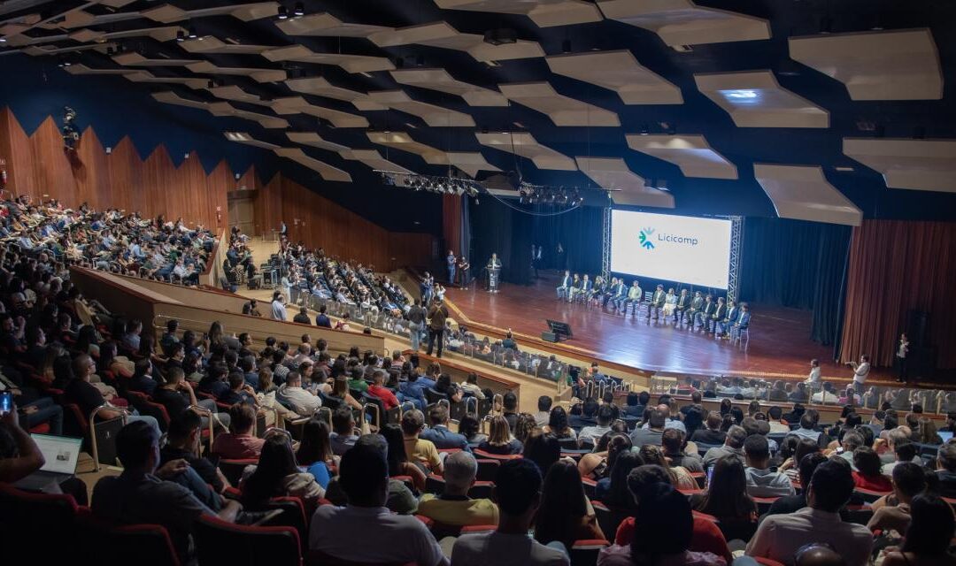 TCE-MS participa do 1º Congresso Estadual de Licitações e Compras Públicas de MS