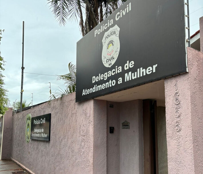 ‘Não faz show’: Lutador violento persegue e ameaça ex em MS