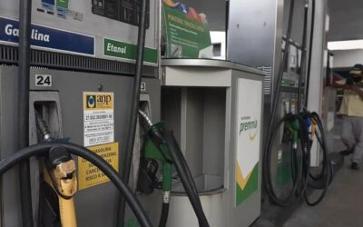 Petrobras reduz preço da gasolina A para as distribuidoras
