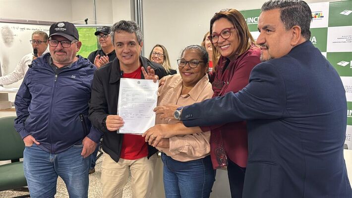 Landmark celebra entrega de concessões a agricultores do Assentamento Estrela