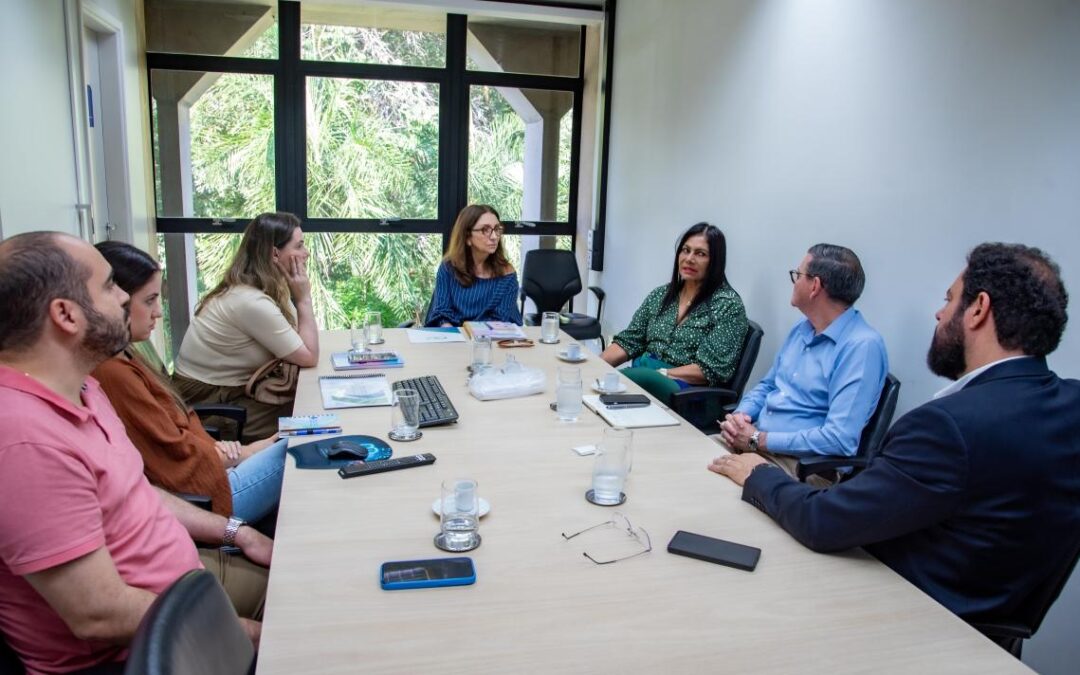 TCE-MS apresenta à UFMS boas práticas do programa de combate ao assédio