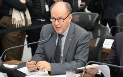 Lei: Norma publicada hoje garante transparência nas compras de carros seminovos