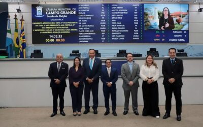 Câmara reelege Papy para presidente e faz troca entre bolsonaristas