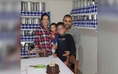 Garoto quis jogar corpo dos pais aos porcos e foi incentivado pela namorada