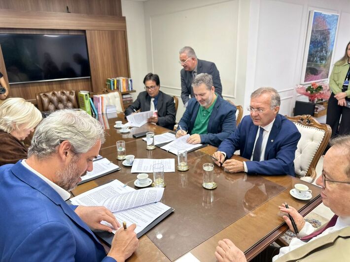 Acordo vai garantir maior ação de regularização fundiária da história de MS