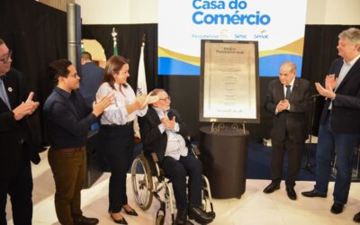 Prefeita Adriane participa de inauguração de escola e sede do Sistema Comércio MS