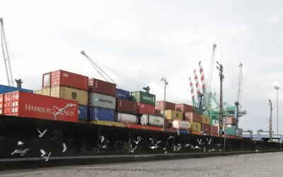 Tarifaço dos EUA atinge ações de empresas brasileiras na Bolsa, mas impacto no PIB é mínimo