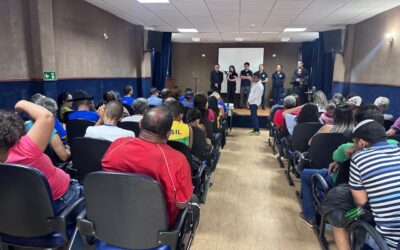 Procon Municipal palestra sobre golpes financeiros com foco na inclusão de consumidores cegos