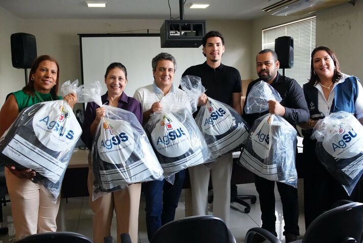 Entrega de kits do DSEI-MS valoriza servidores e reforça parcerias com vereadores e bancada federal