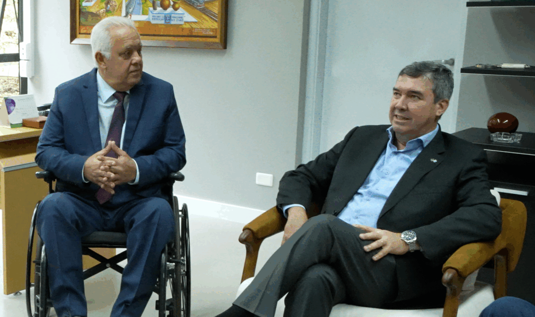 Presidente do TCE-MS recebe visita institucional do governador Eduardo Riedel