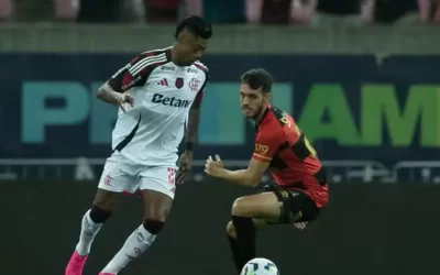 Flamengo goleia no aniversário, rebaixa o Sport e assume a liderança provisória