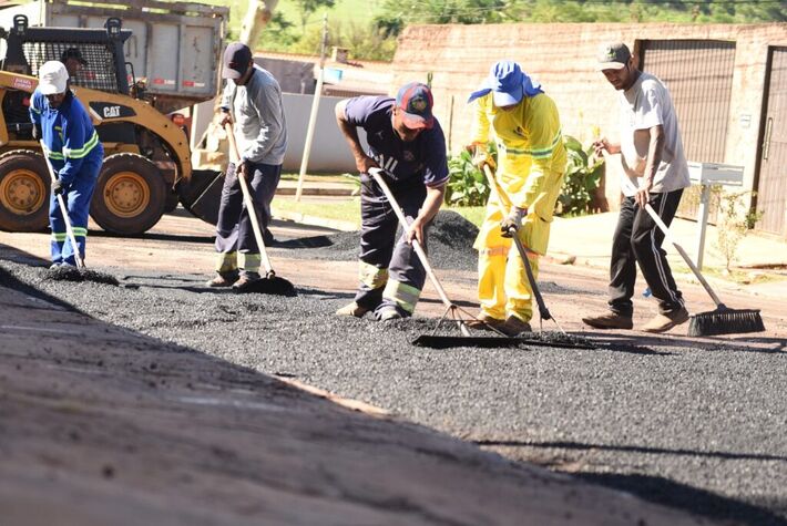 Prefeitura tapa mais de 6 mil buracos em 4 dias em Campo Grande