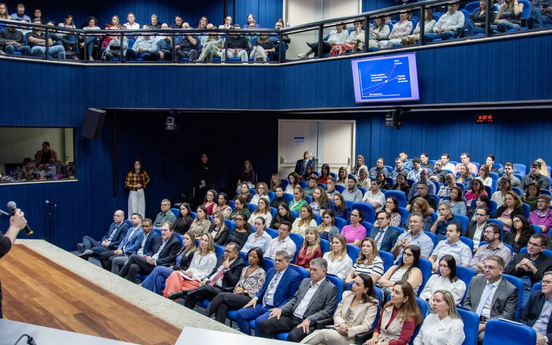 TCE-MS lança plataforma de Inteligência Artificial Generativa e guia de uso ético da tecnologia