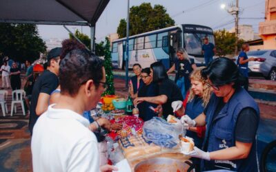 Ceia solidária reforça cuidado da Prefeitura com população em situação de rua