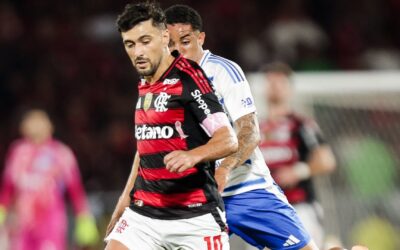 Flamengo estreia no Mundial e Cruzeiro recebe Corinthians pela Copa do Brasil