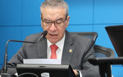 Projeto autoriza instalação em condomínios de estações para recarga de veículos elétricos