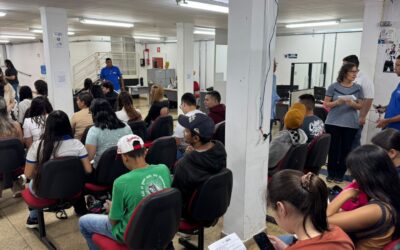‘Segunda de Primeira’ mobiliza jovens em feirão de empregos da Funsat