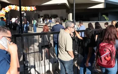 Sem celular e com Enem no radar, aulas voltam cheias de expectativas em MS