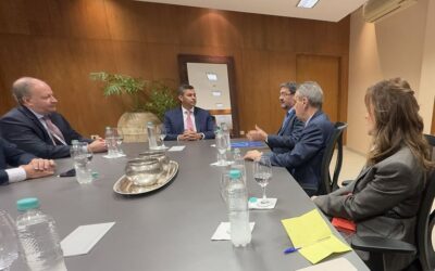 Em reunião no Paraguai, 1º secretário representa a ALEMS e defende indústrias de MS