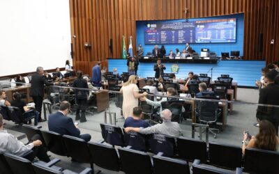 Começa a tramitar na Assembleia projeto que reajusta salários dos servidores estaduais em 3,81%