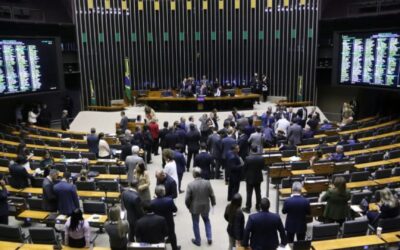 Deputados votam projeto que dá acesso à conta de ‘pais’ para fixar valor da pensão alimentícia
