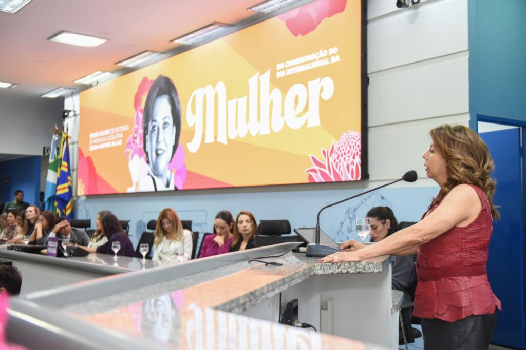 Servidoras da PrefCG são homenageadas na Câmara Municipal