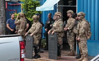 Policiais presos em operação da PF por contrabando são afastados do cargo