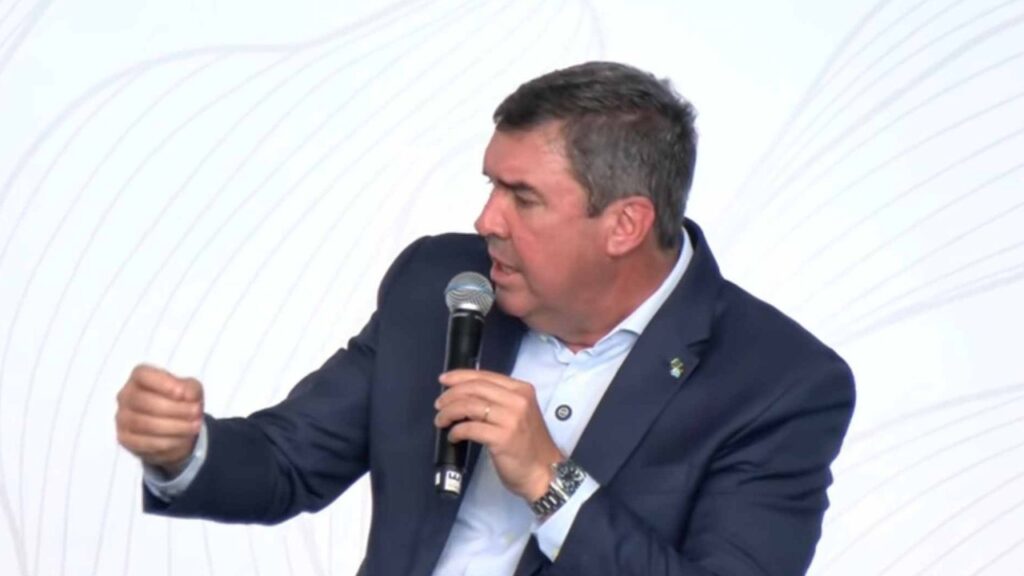 Riedel participa de Fórum com a ministra Simone Tebet