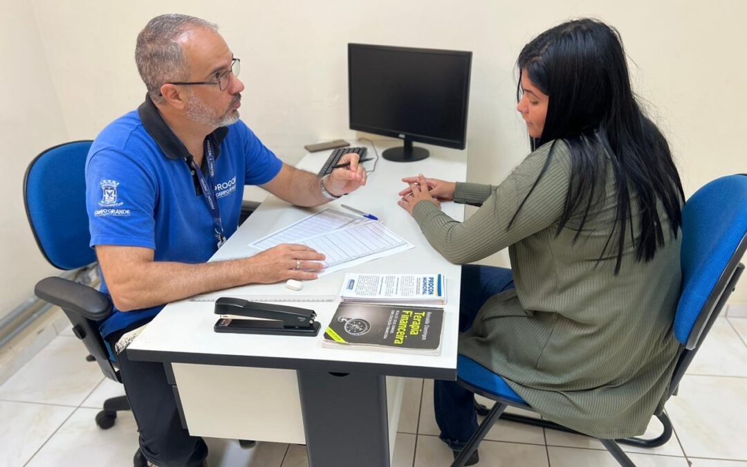 Procon oferece atendimento gratuito para endividados