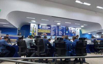 Vereadores votam veto sobre gratuidade no transporte para estudantes de cursinhos