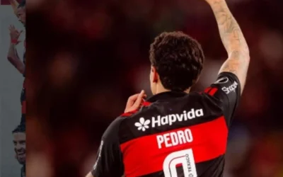 Pedro decide, Flamengo vence Estudiantes e garante vaga nas oitavas da Libertadores