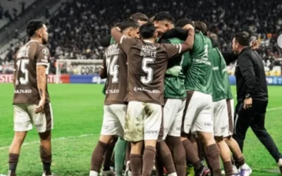 Corinthians faz jogo de falhas e vê invencibilidade na Libertadores cair diante do Platense
