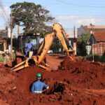 Obras de esgoto alteram trânsito em 4 avenidas da Capital