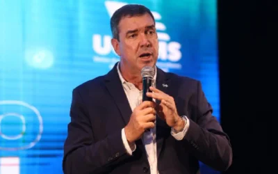 Em São Paulo, Riedel participa de seminário sobre geoeconomia mundial