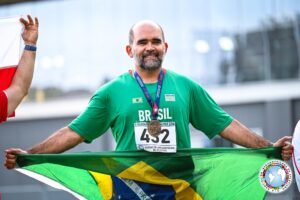 Campo-grandense conquista três medalhas no Peru