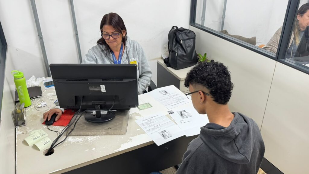 Primeiro semestre fecha com saldo positivo de 3,5 mil empregos