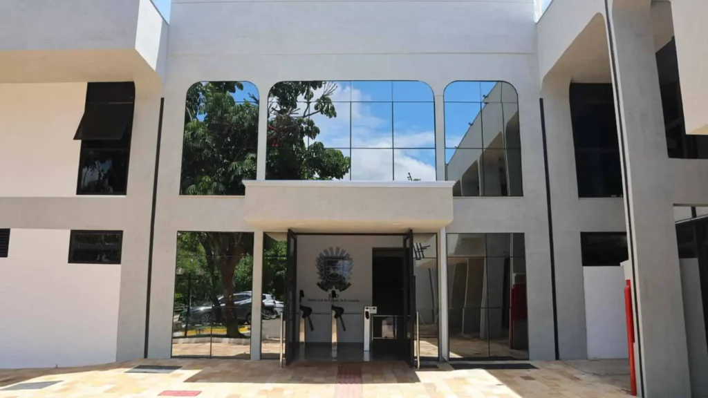 Governo de Mato Grosso do Sul autoriza concurso com 2 mil vagas para professor