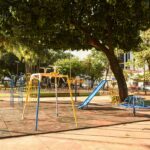Praça Ary Coelho recebe novo parquinho infantil