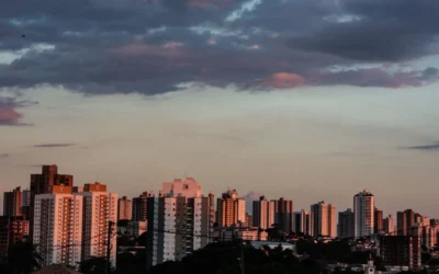 Calor e baixa umidade do ar marcam quinta-feira em MS