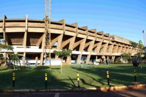 Empresa é contratada por R$ 3,8 milhões para estruturar concessão do Morenão