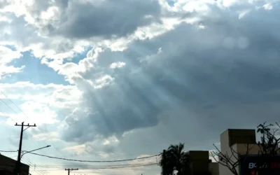 Sexta-feira terá calor de até 41°C e risco de vendaval em MS