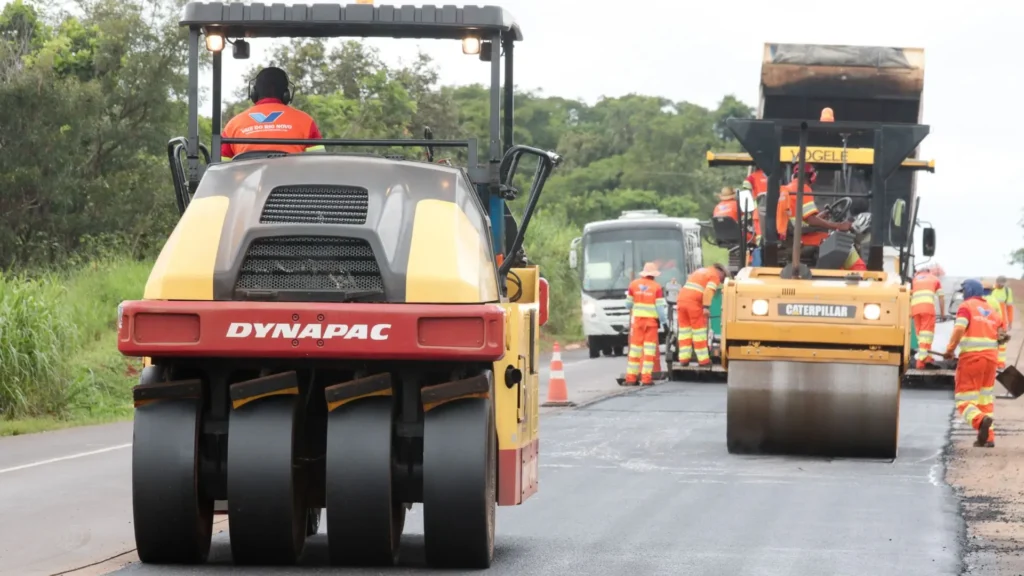 BR-163 tem 12 pontos em obras em MS nesta quinta-feira