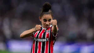 São Paulo vira sobre o Corinthians e abre vantagem na final do Brasileirão Feminino