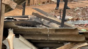 Corpo carbonizado é encontrado no Centro Oeste e suspeita é guerra entre PCC e CV