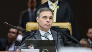 Mendonça citou necessidade de fiscalizar atuação ‘imparcial’ da PF ao solicitar dados brutos