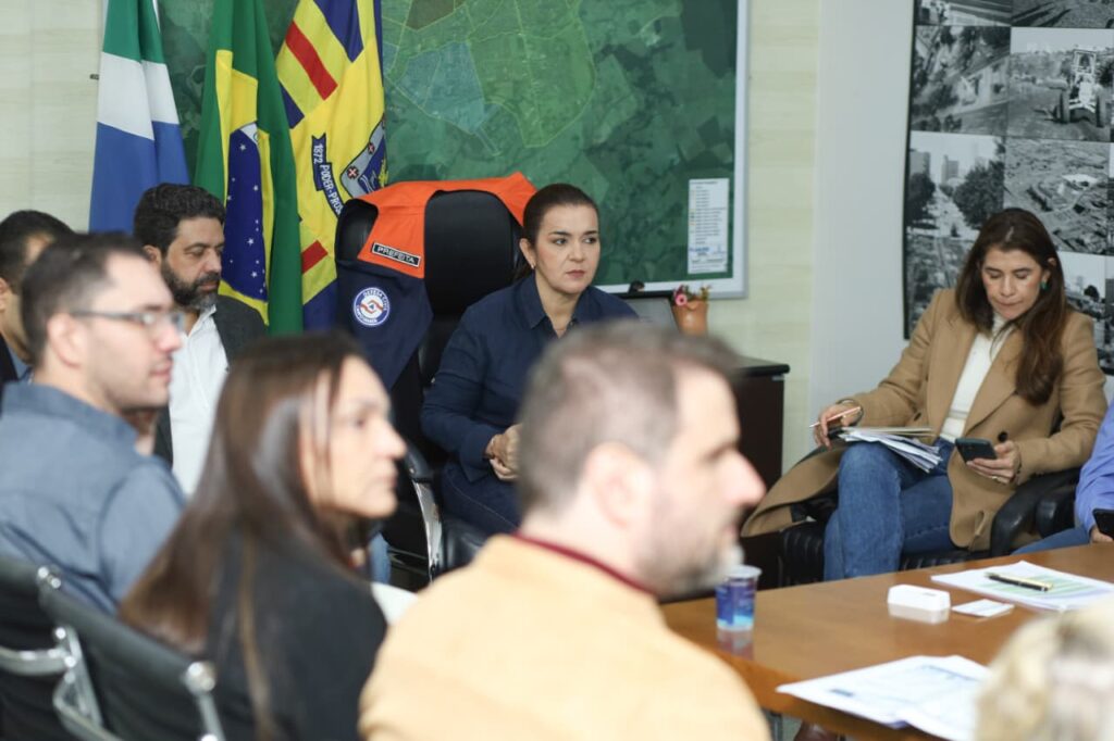 PrefCG reúne secretarias e órgãos para reforçar prevenção de impactos do El Niño